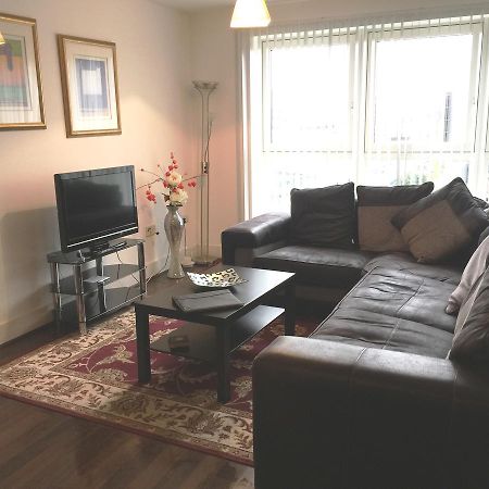בסינגסטרוק Linx Apartments Skyline Plaza מראה חיצוני תמונה